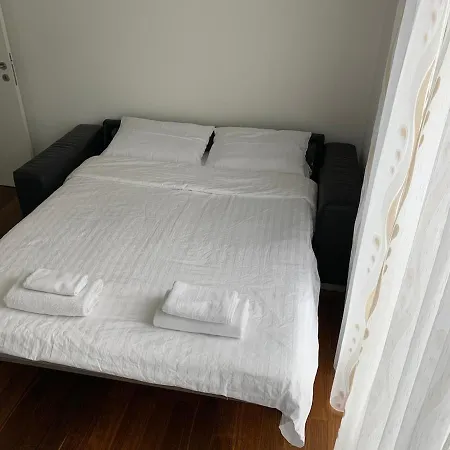 For 1 To 6 People, 3 Double Beds *