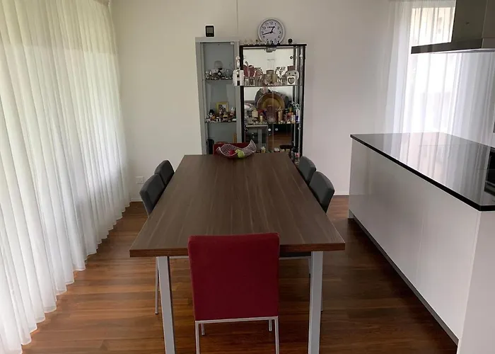 For 1 To 6 People, 3 Double Beds Seftigen