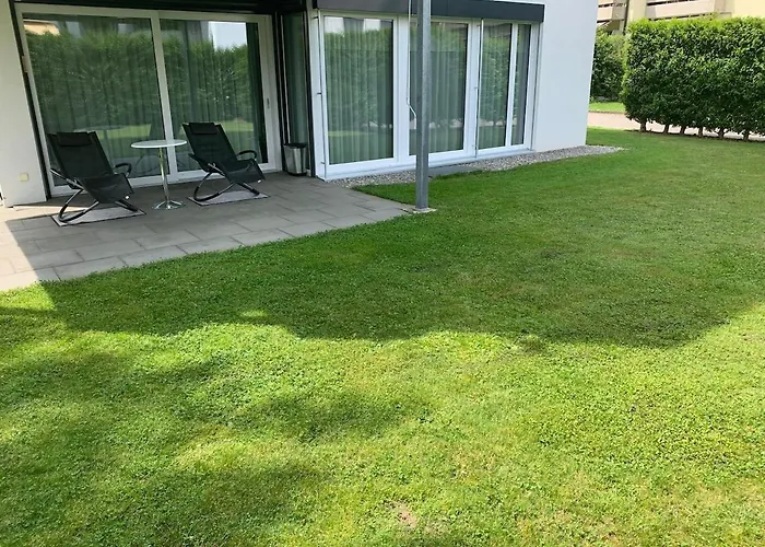 For 1 To 6 People, 3 Double Beds Lejlighed