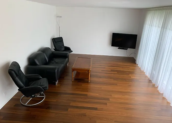 Lejlighed For 1 To 6 People, 3 Double Beds